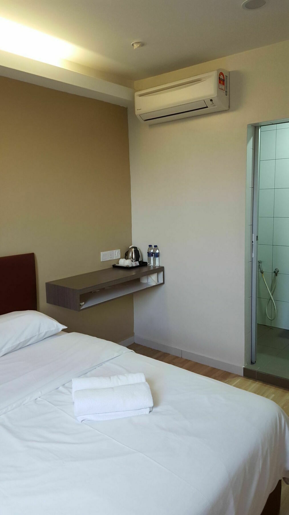 River View 3* Johor Bahru