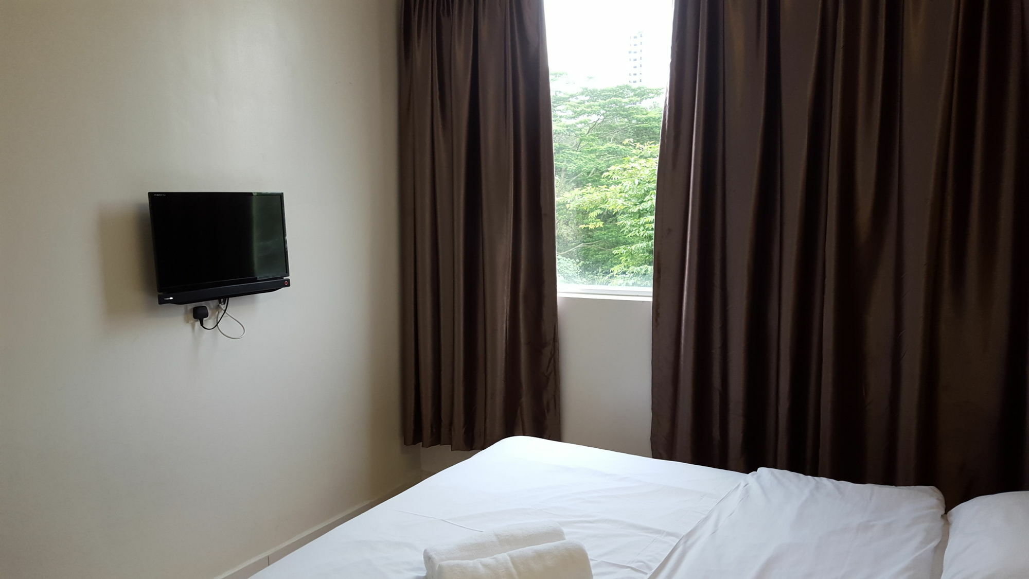 Hotel River View 3*